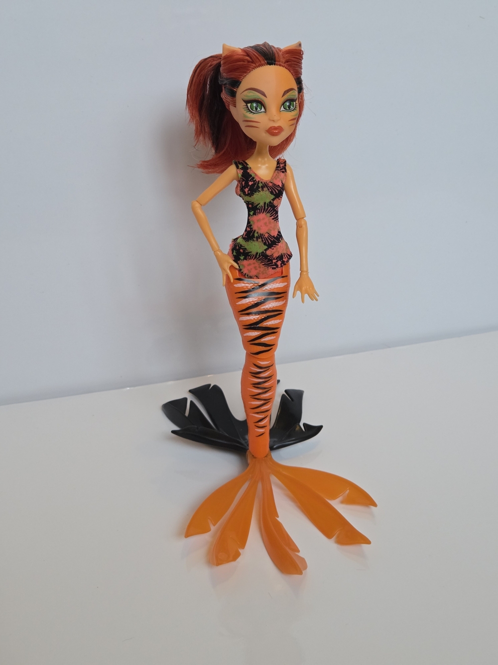 Monster High Torelei Scarrier Reef - Stylish Orange Mermaid Toy